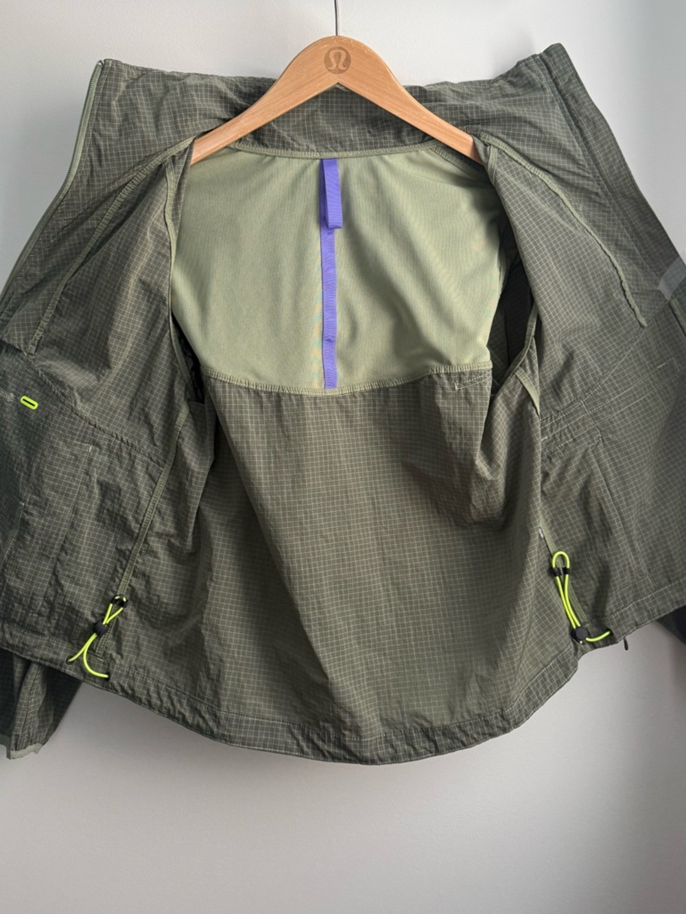 lululemon convertible hiking jacket - Picture 12 of 16